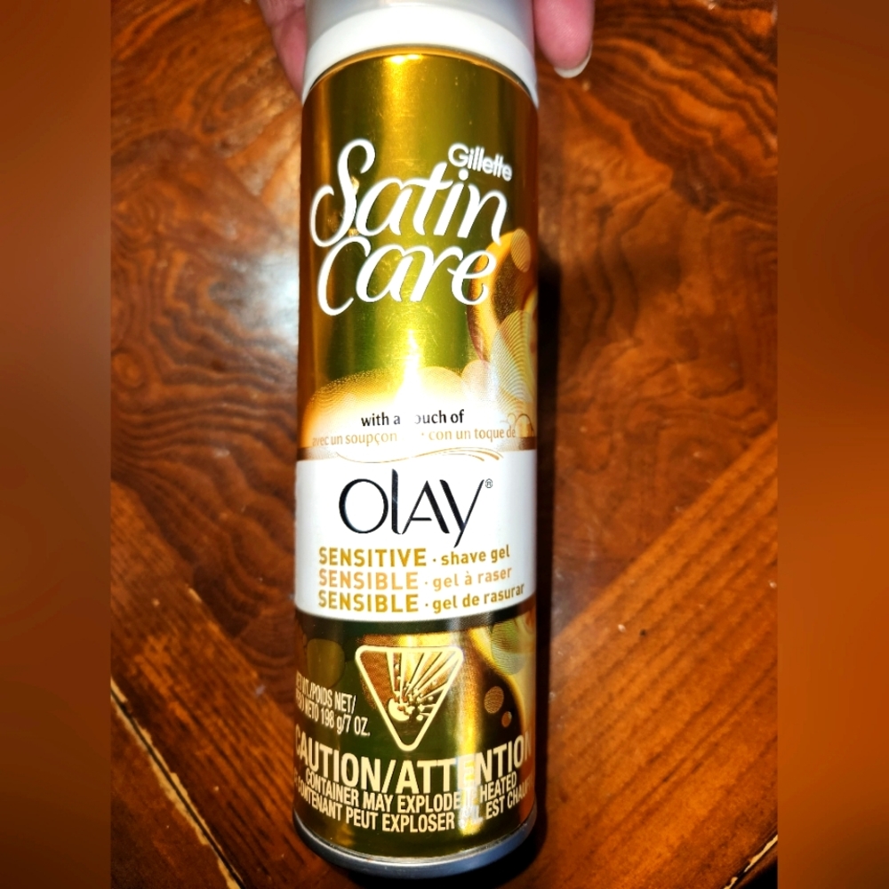 Gillette satin care sensitive shaving cream